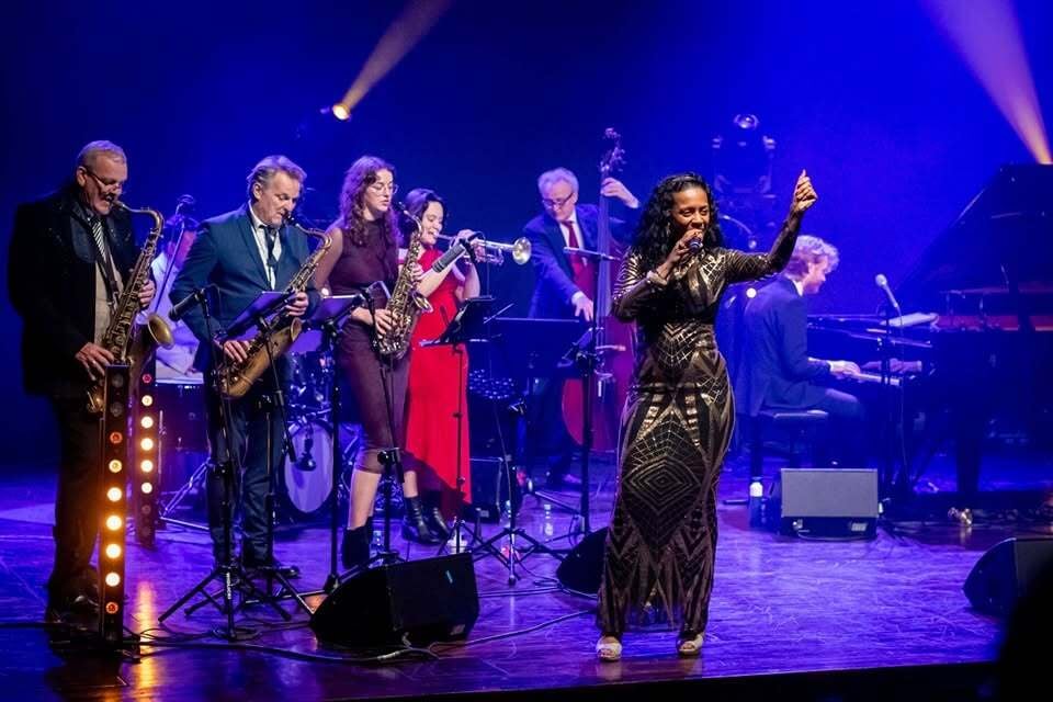 GRAZ New york round Midnight band